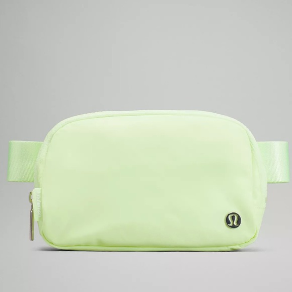 lululemon athletica Handbags - NWT Lululemon Everywhere Belt Bag Faded Zap